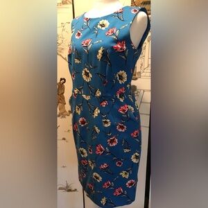 Lands End 8p blue flowered sleeveless dress